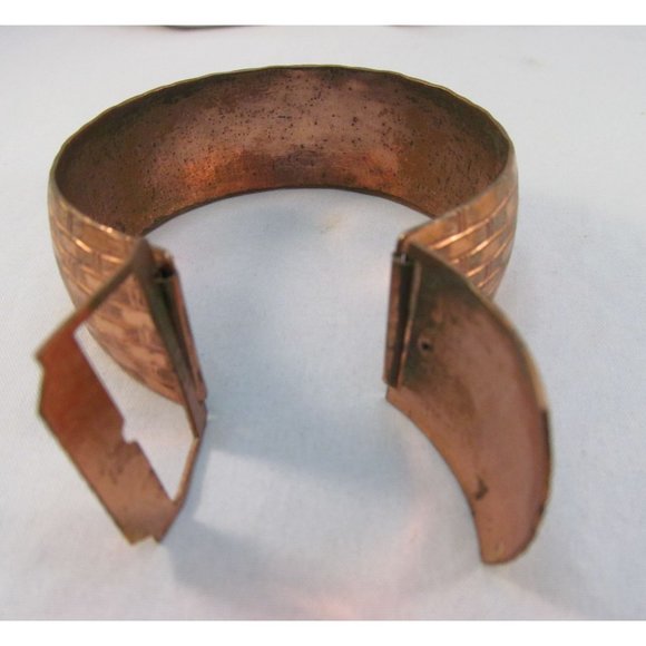 Vintage Wide Copper Belt Buckle Bangle Bracelet - Picture 4 of 12